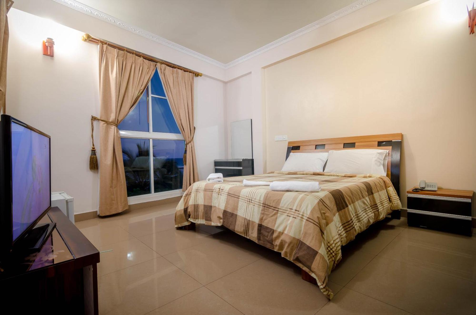Relax Beach Inn Male Luaran gambar